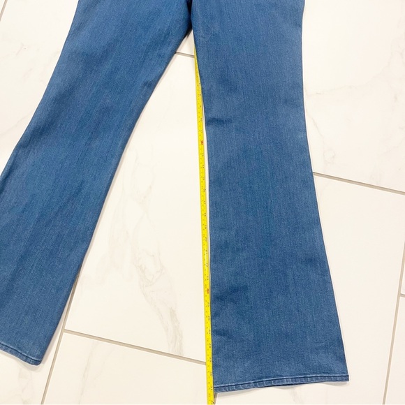Vince Camuto bootcut flare jeans size 4 - Picture 13 of 13